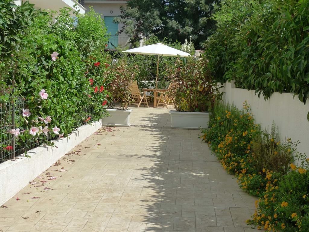 Marina Di Modica Suite Екстериор снимка
